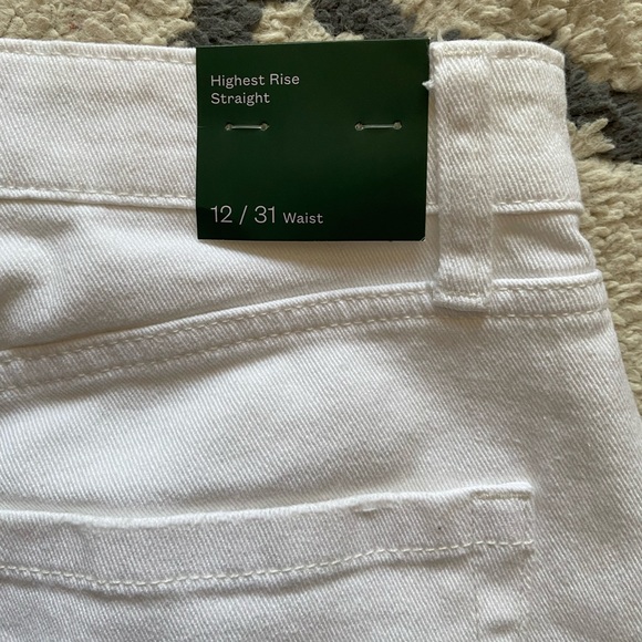 NWT Wild Fable Super-High Rise Distressed Cropped Straight Jeans - Picture 6 of 6